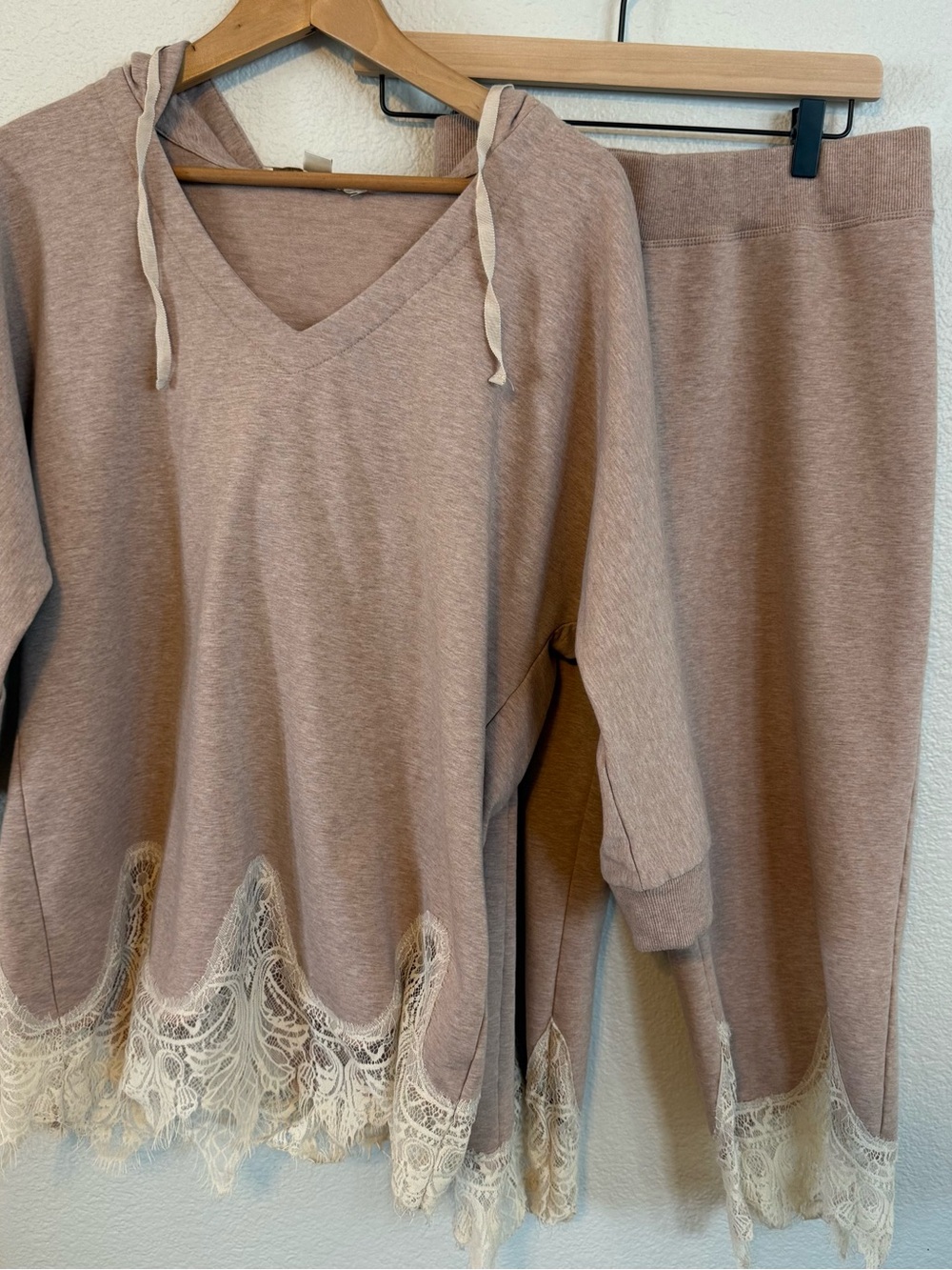 Women's Lace-Trim Cozy Lounge Set - Tan